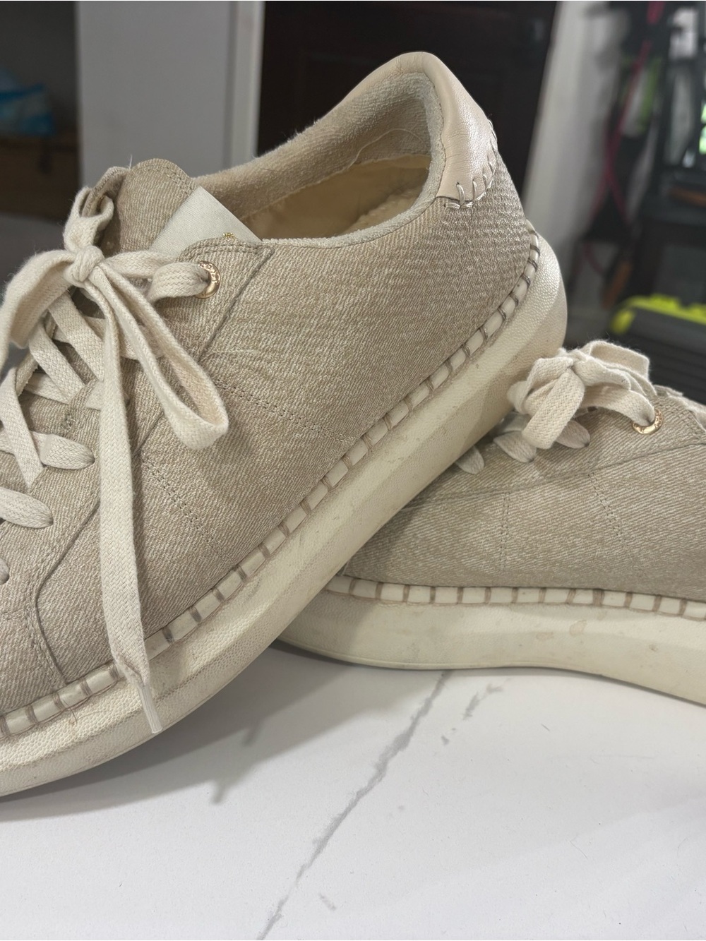 Roxy Casual Linen Look Sneakers in Cream